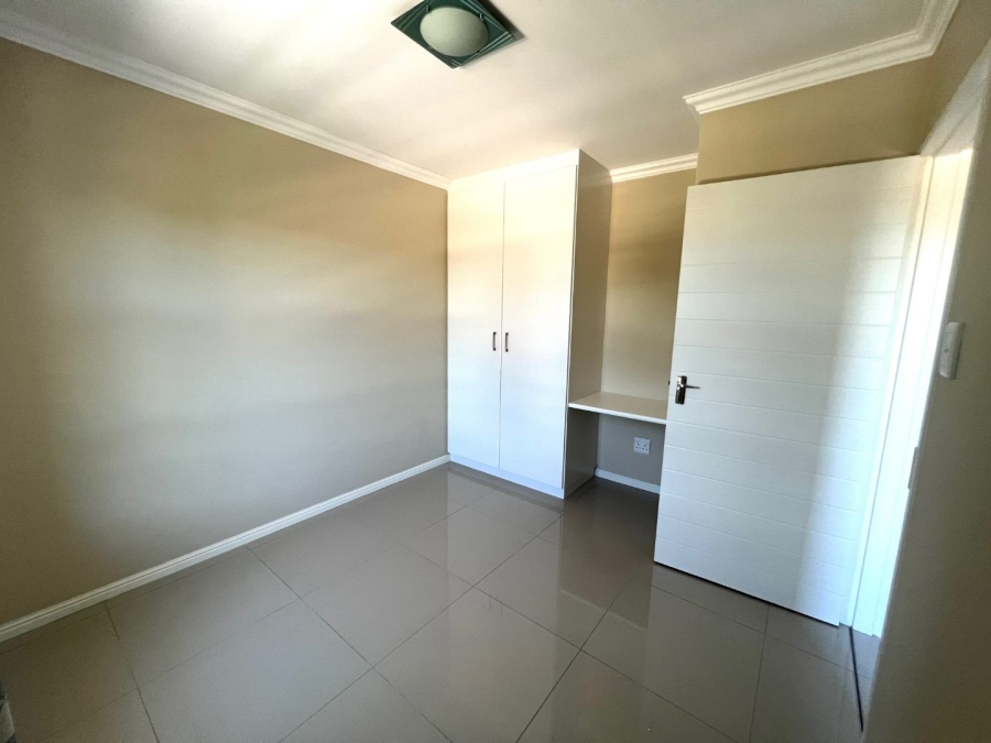 To Let 2 Bedroom Property for Rent in Charlo Eastern Cape